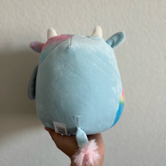 New Caedia the Cow Squishmallow - Picture 7 of 9